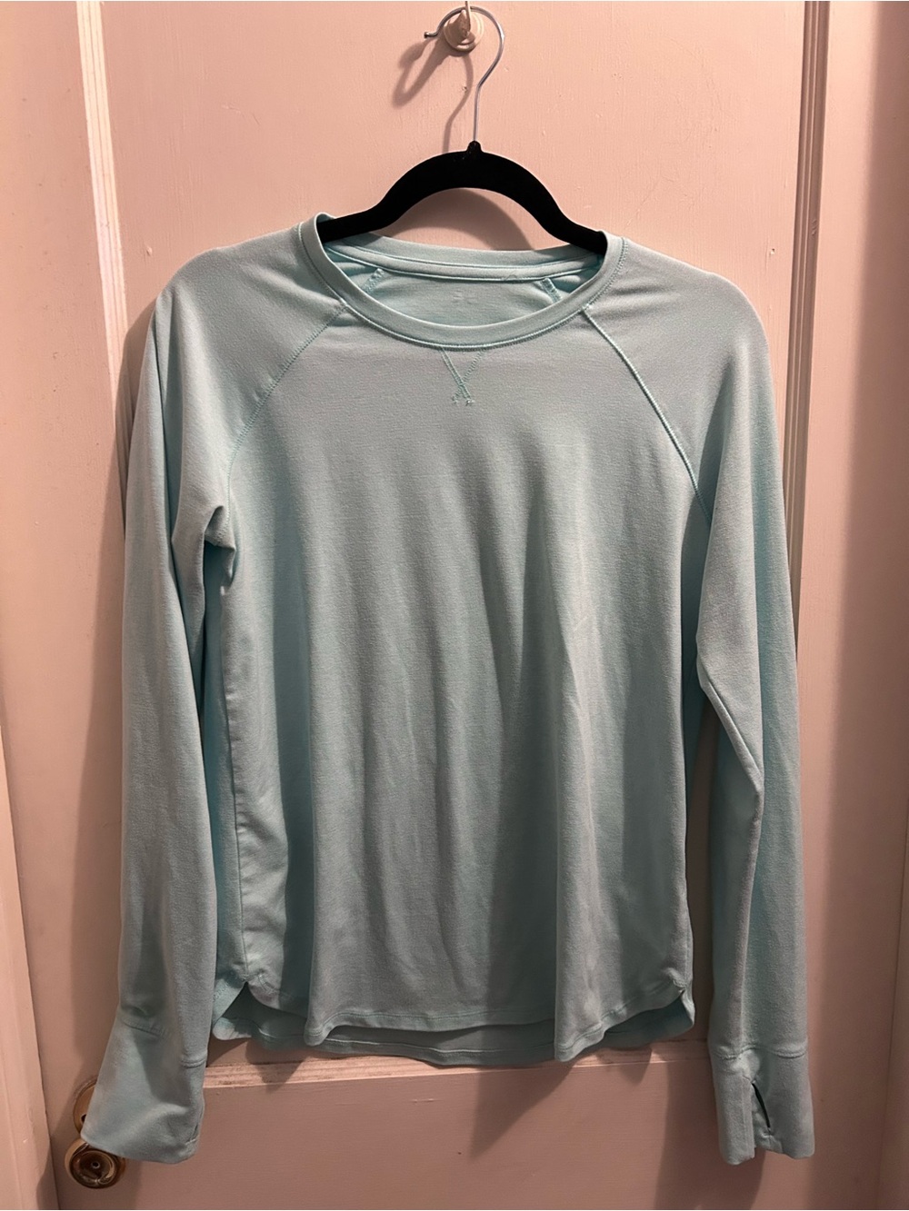 Athleta Girl Long Sleeve Tee in Light‎ Blue Size 14/XL